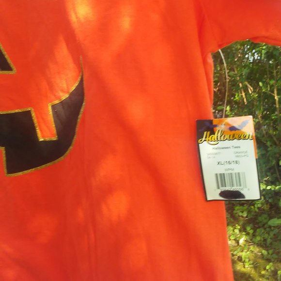 XL Lady Orange w/ face T-Shirt - Picture 3 of 8